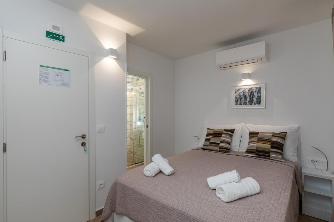 Apartment & Rooms Palmotta Дубровник Екстериор снимка